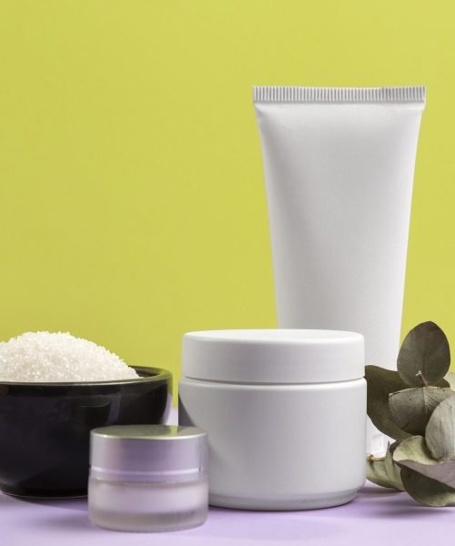 cosmetic-containers-with-salts-bowl